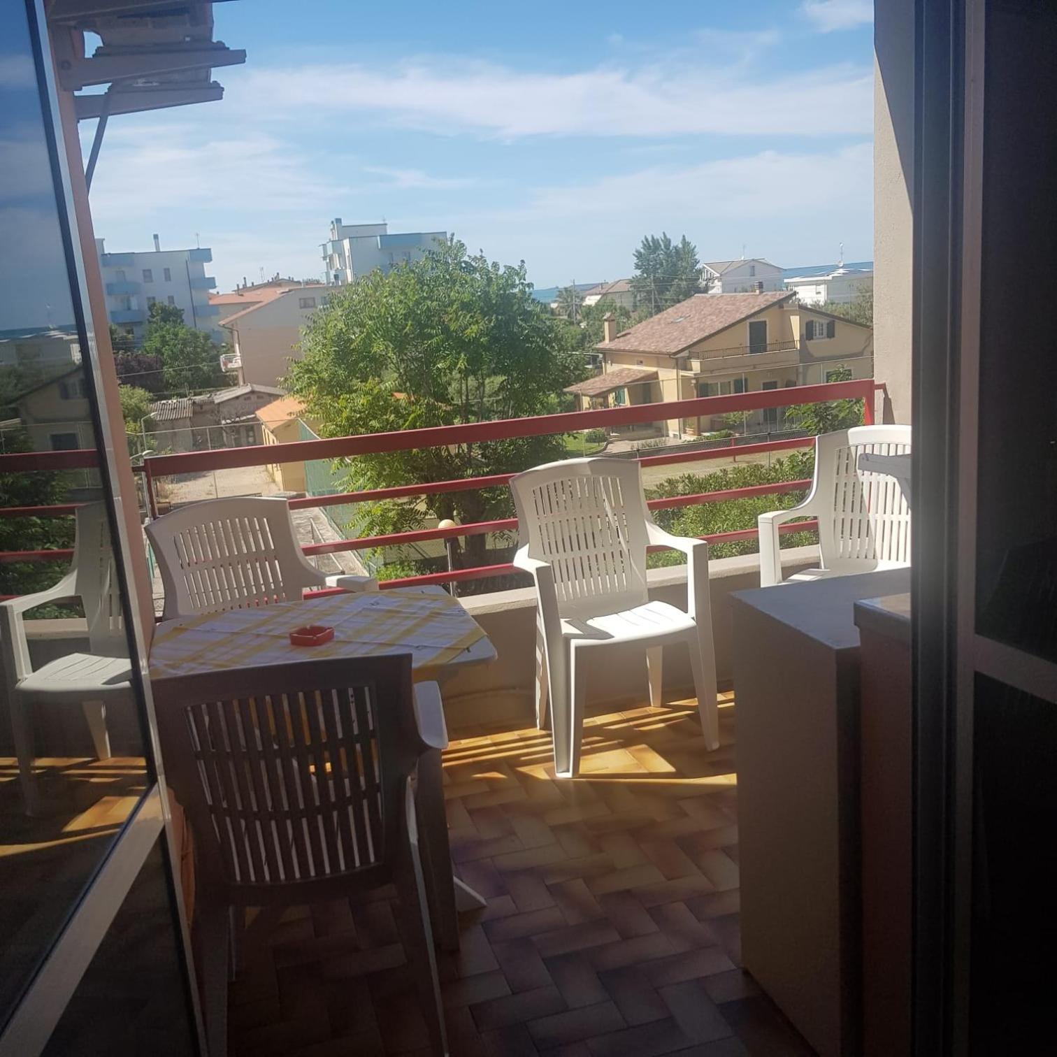 Condominio Cesano Mare Marotta Exteriör bild
